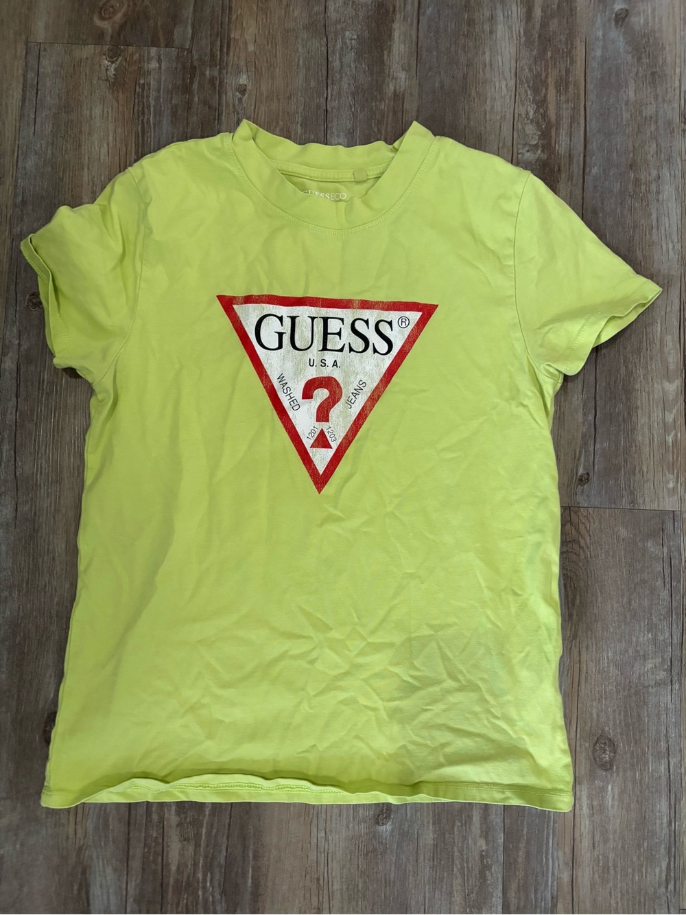 GUESS Triangle Logo Tee in Neon Yellow/ green